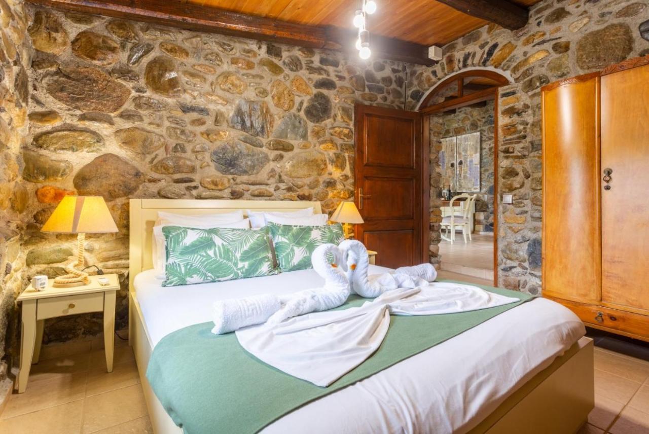 Villa Casa Avocado Tavronitis Exteriör bild