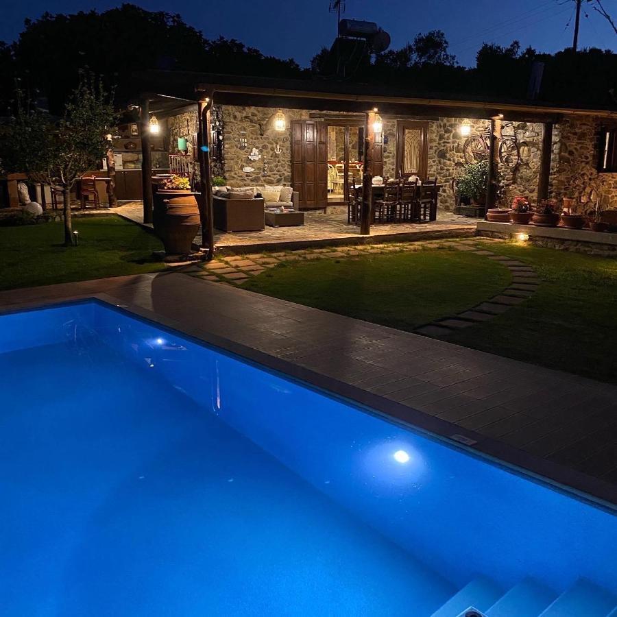 Villa Casa Avocado Tavronitis Exteriör bild