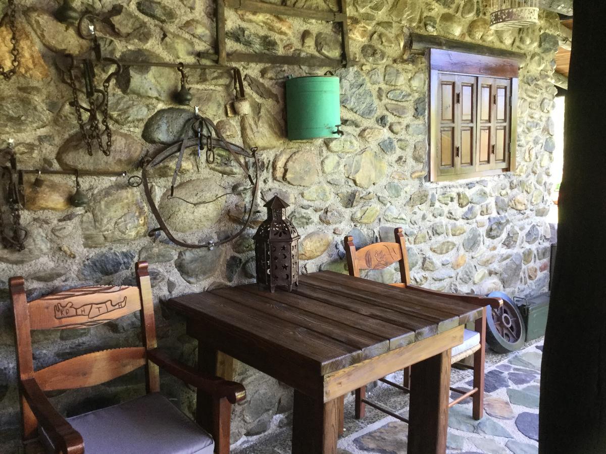 Villa Casa Avocado Tavronitis Exteriör bild